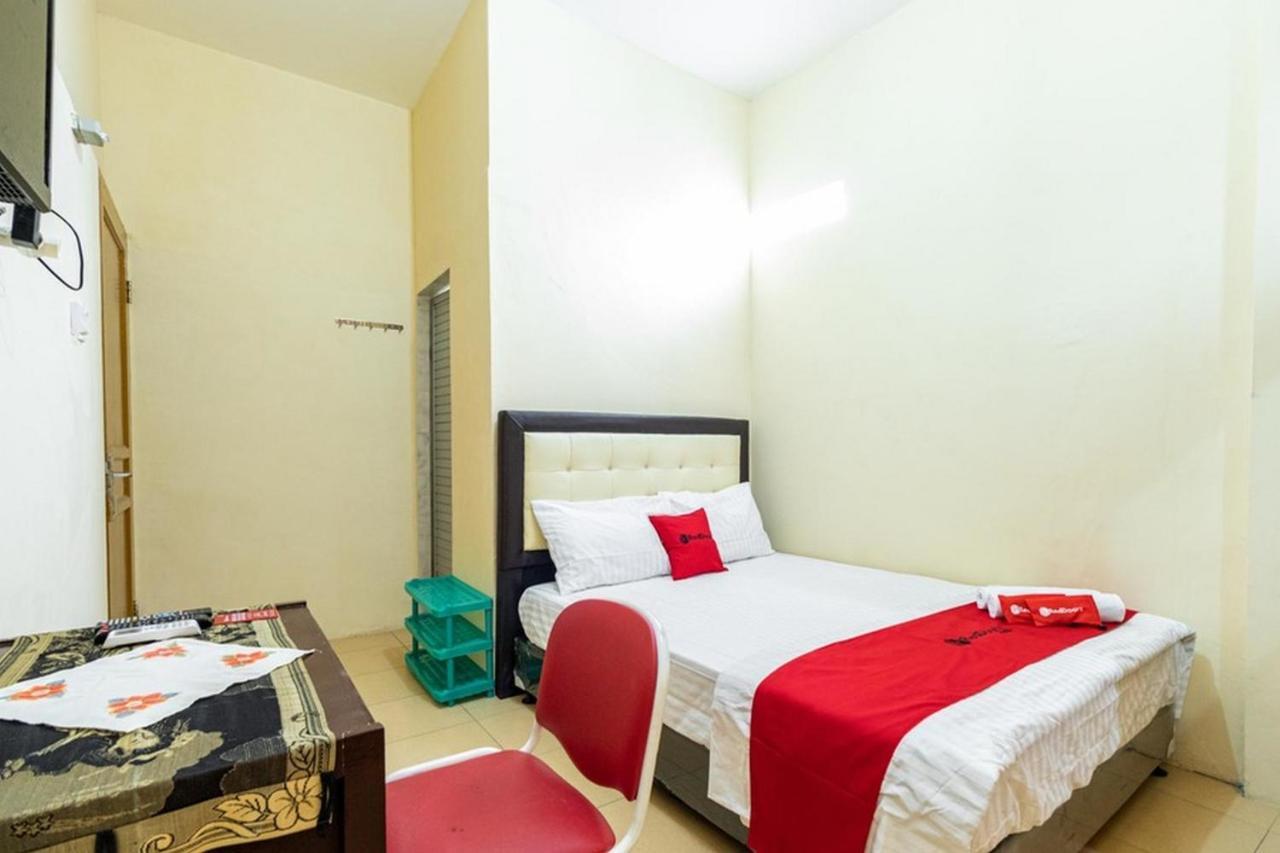 Reddoorz Syariah @ Jalan Setiabudi Medan 3 Экстерьер фото