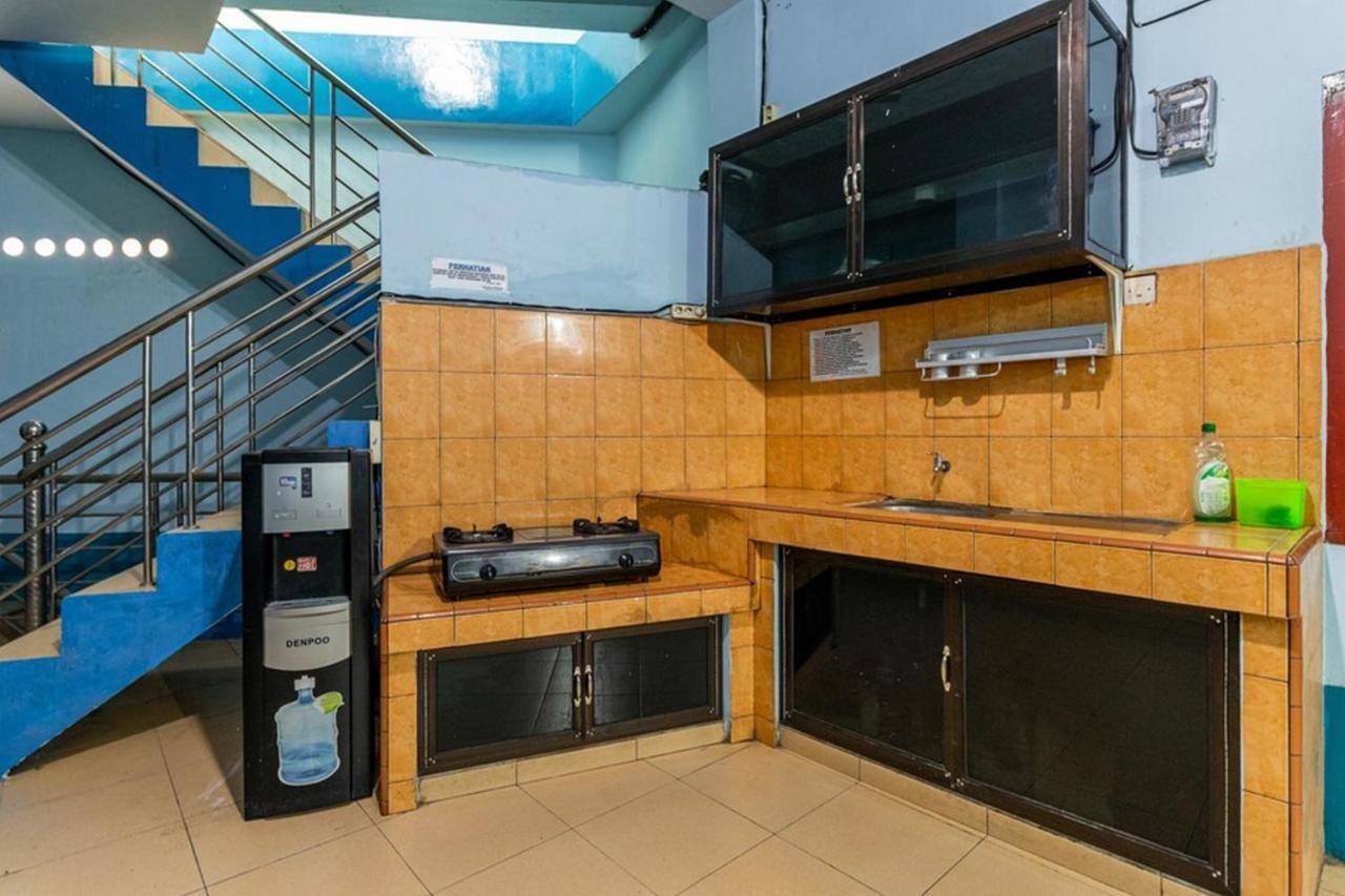 Reddoorz Syariah @ Jalan Setiabudi Medan 3 Экстерьер фото